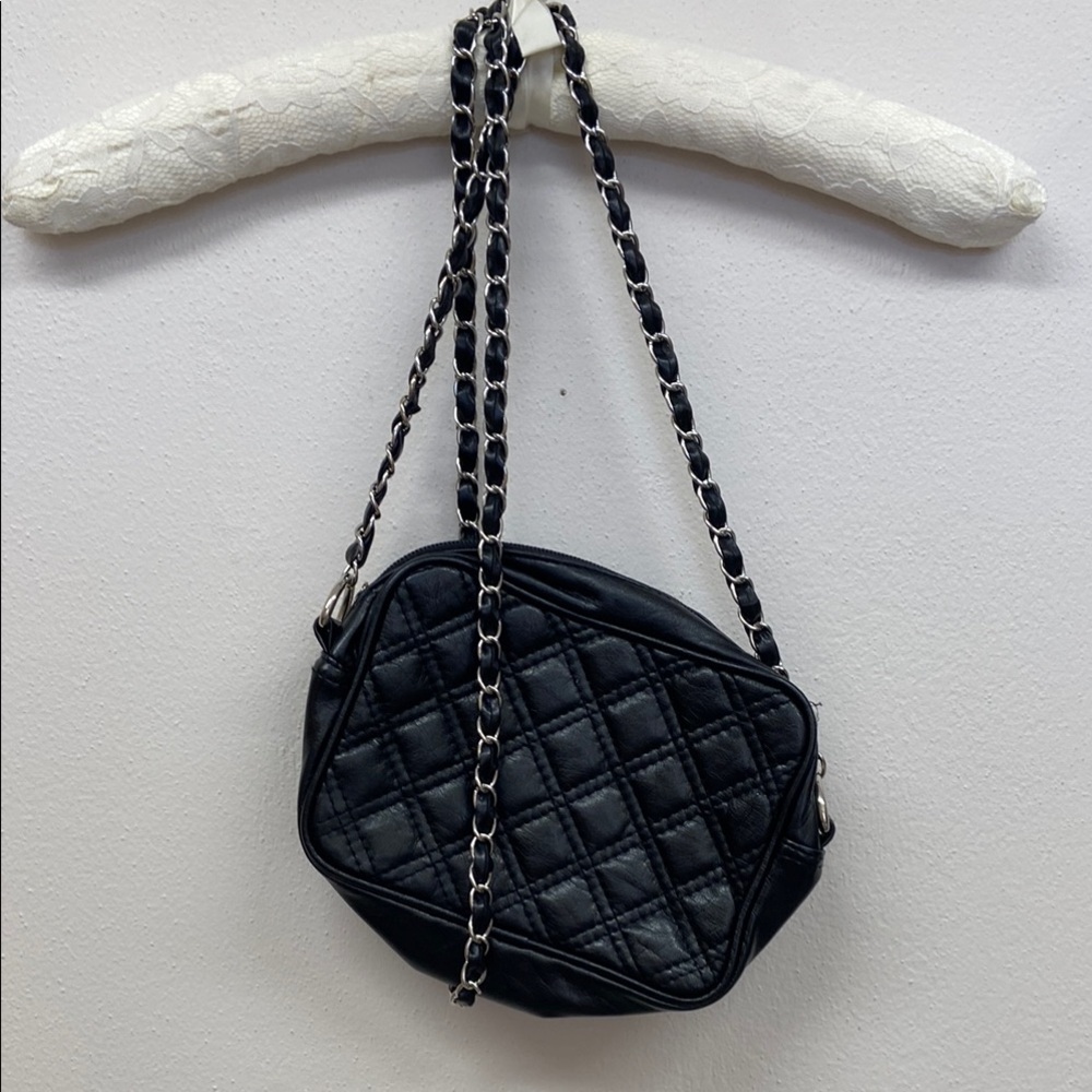 Black Quilted Chain crossbody purse